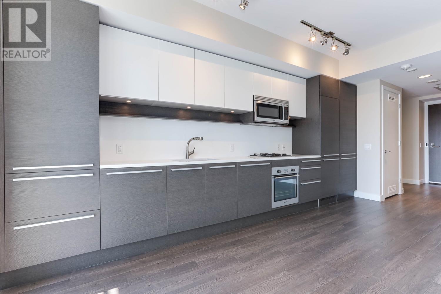 2408 2008 Rosser Avenue, Burnaby, British Columbia  V5C 0H8 - Photo 9 - R2816482