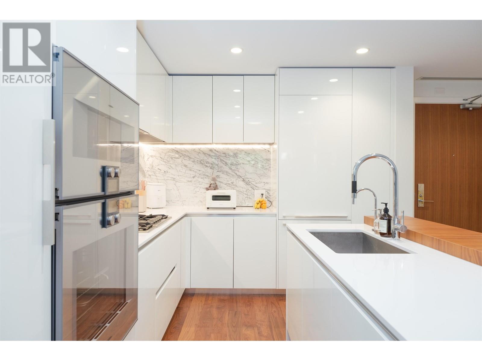 105 7428 Alberta Street, Vancouver, British Columbia  V5X 0J5 - Photo 3 - R2816489