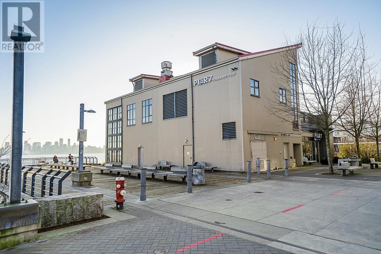 703 172 Victory Ship Way, North Vancouver, British Columbia  V7L 0B5 - Photo 33 - R2816553