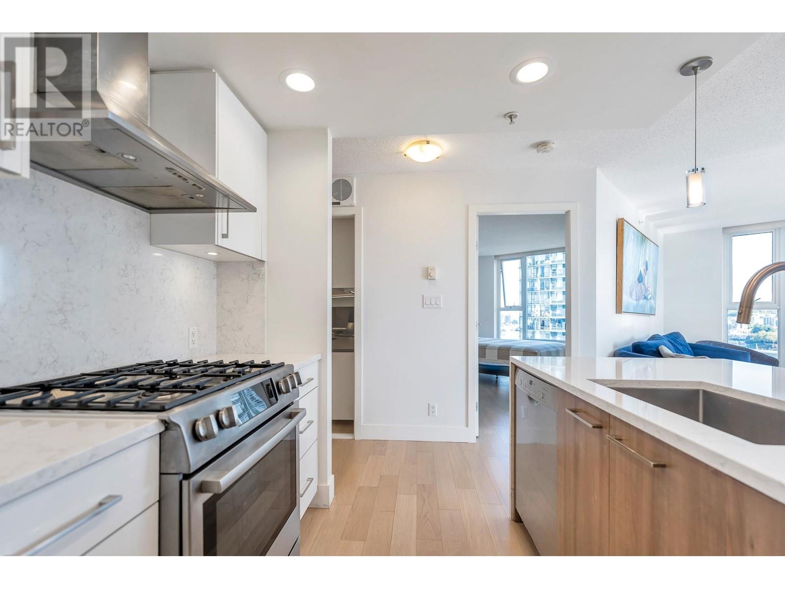 1502 455 Beach Crescent, Vancouver, British Columbia  V6Z 3E5 - Photo 8 - R2816579