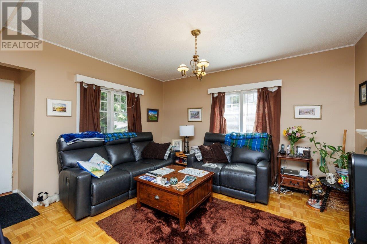 123 E Kings Road, North Vancouver, British Columbia  V7N 1H4 - Photo 8 - R2816571