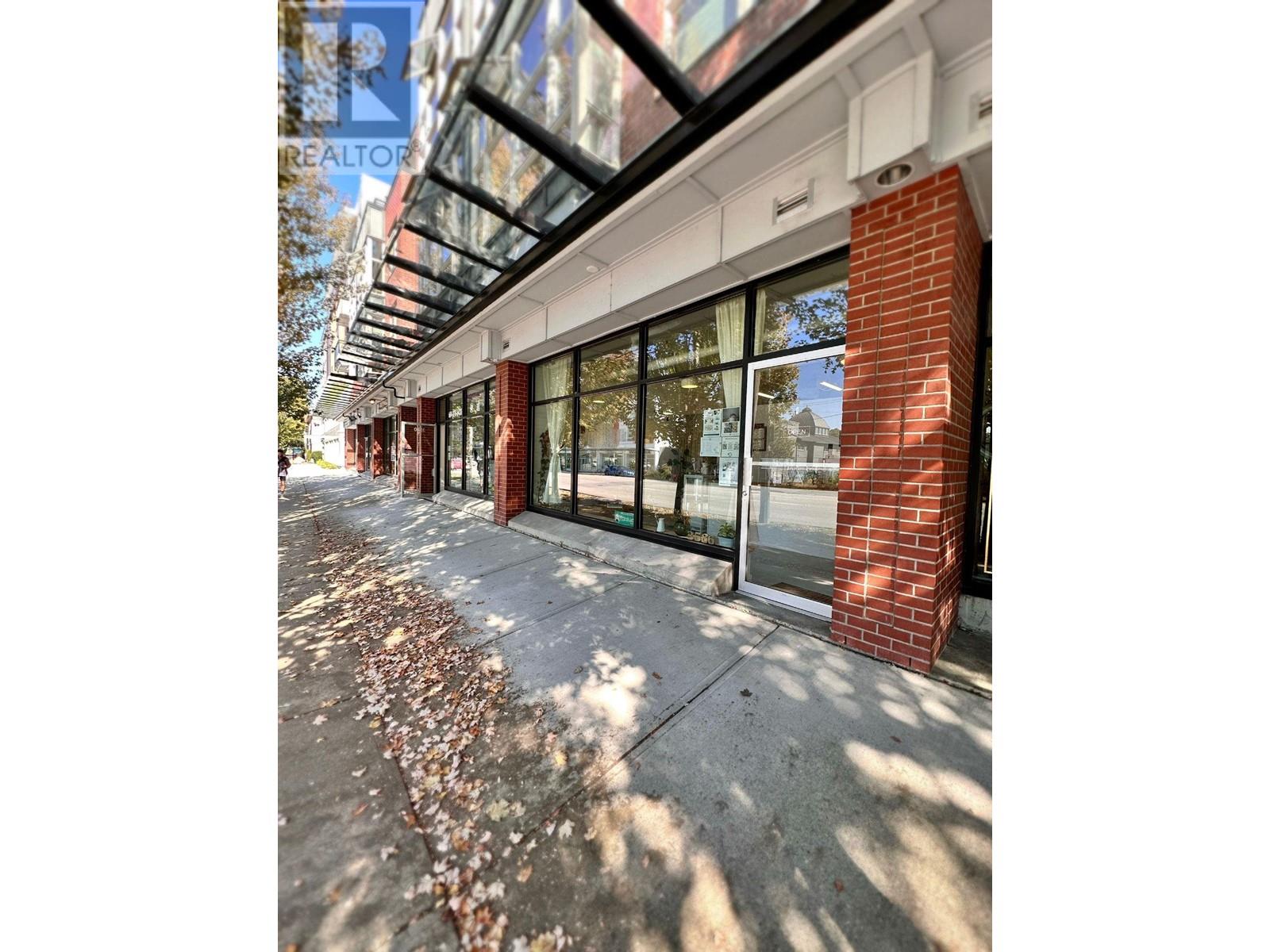 3586 Fraser Street, Vancouver, British Columbia  V5V 4C6 - Photo 2 - C8054295