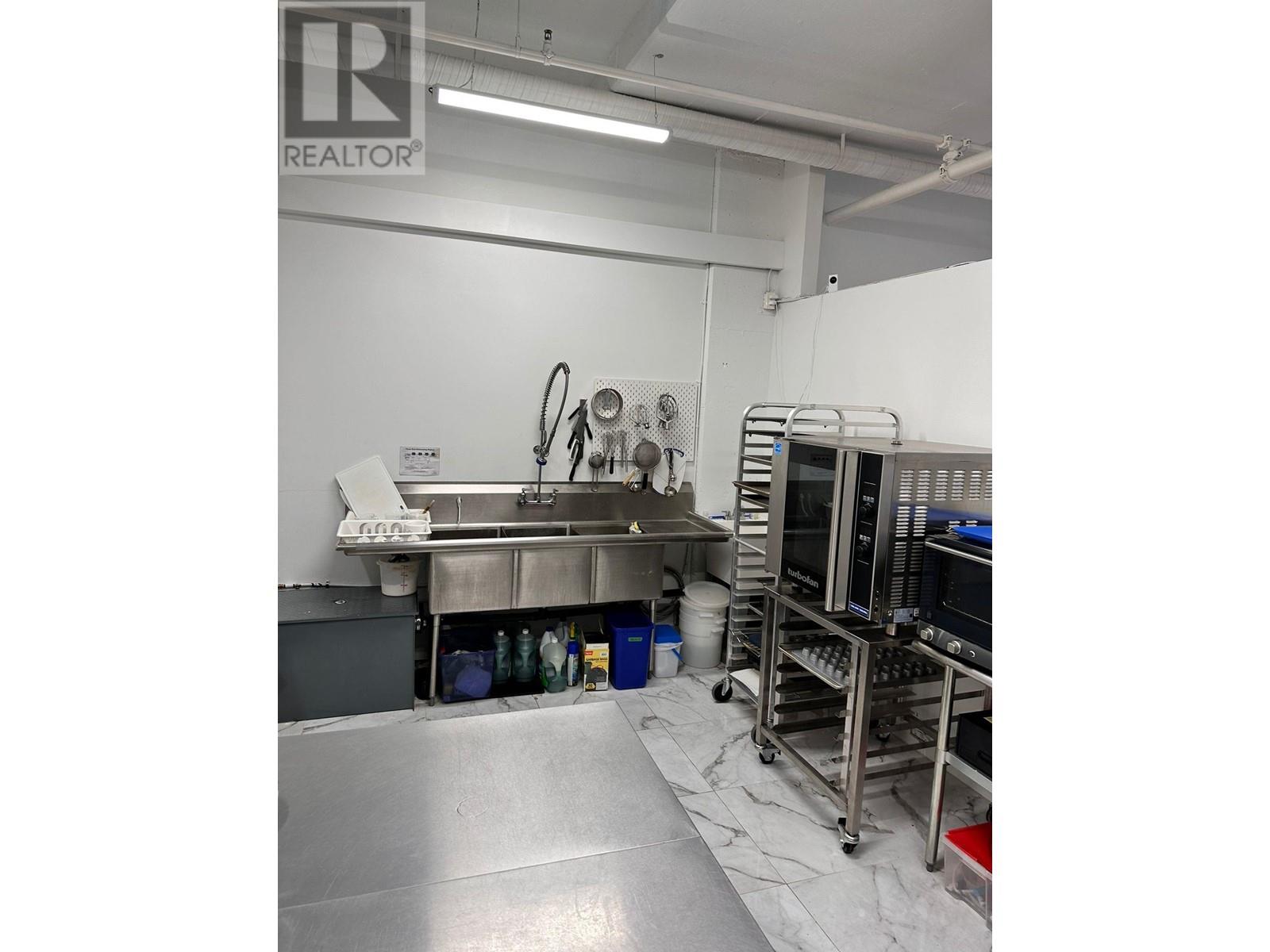 3586 Fraser Street, Vancouver, British Columbia  V5V 4C6 - Photo 4 - C8054295