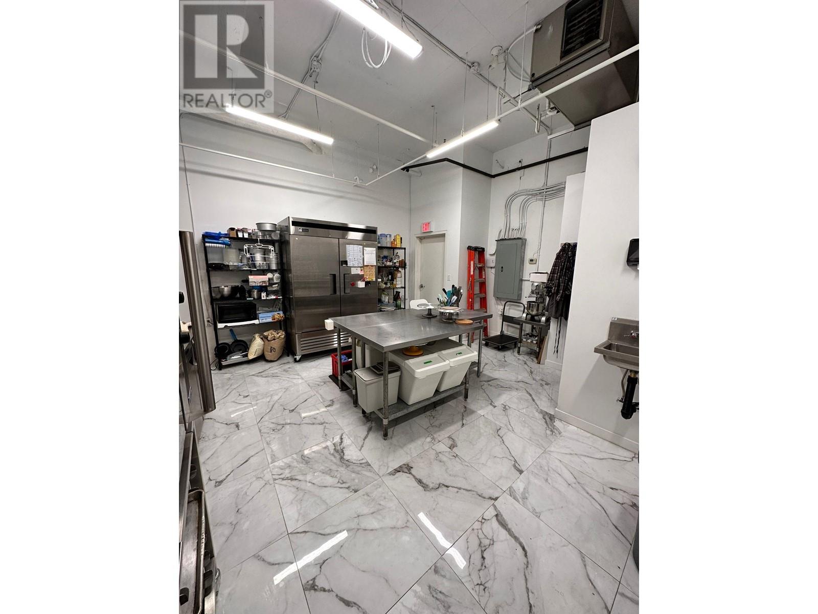 3586 Fraser Street, Vancouver, British Columbia  V5V 4C6 - Photo 3 - C8054295