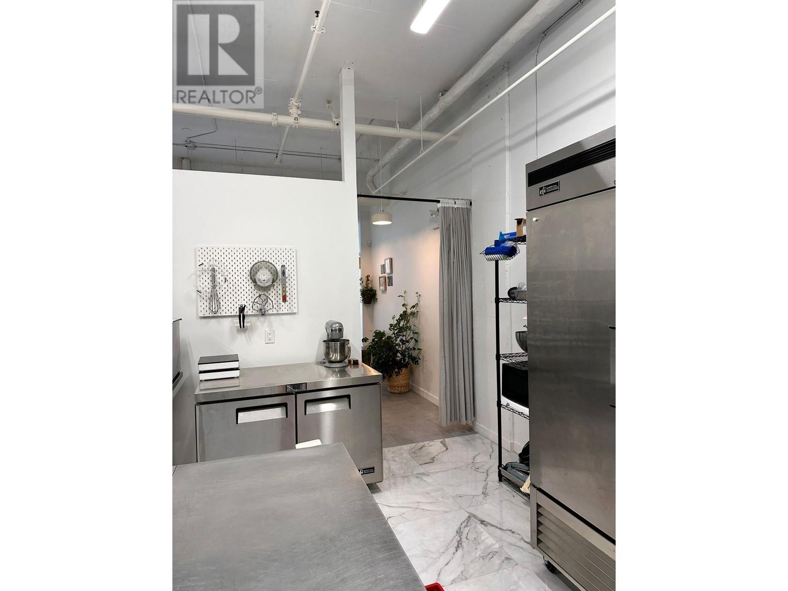 3586 Fraser Street, Vancouver, British Columbia  V5V 4C6 - Photo 5 - C8054295