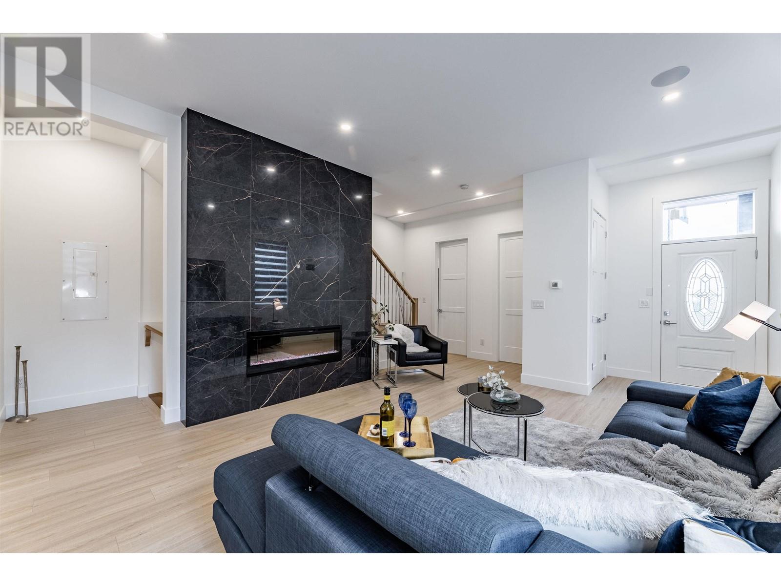 745 Edgar Avenue, Coquitlam, British Columbia  V3K 2J3 - Photo 9 - R2816550