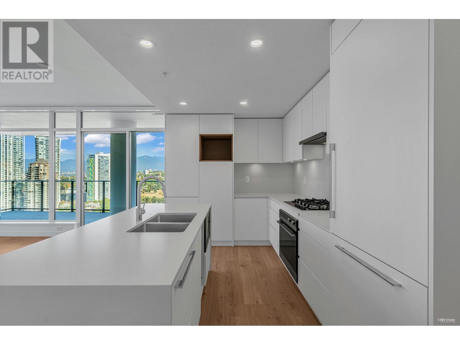 2404 2181 Madison Avenue, Burnaby, British Columbia  V5C 0N4 - Photo 4 - R2816647