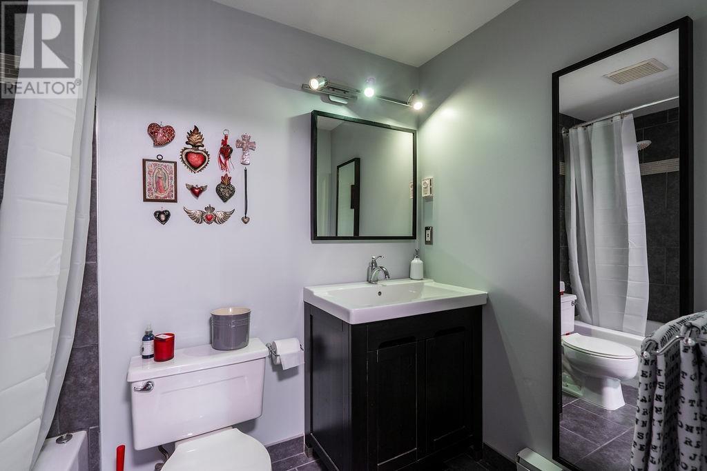 302 1615 Frances Street, Vancouver, British Columbia  V5L 1Z3 - Photo 19 - R2816716