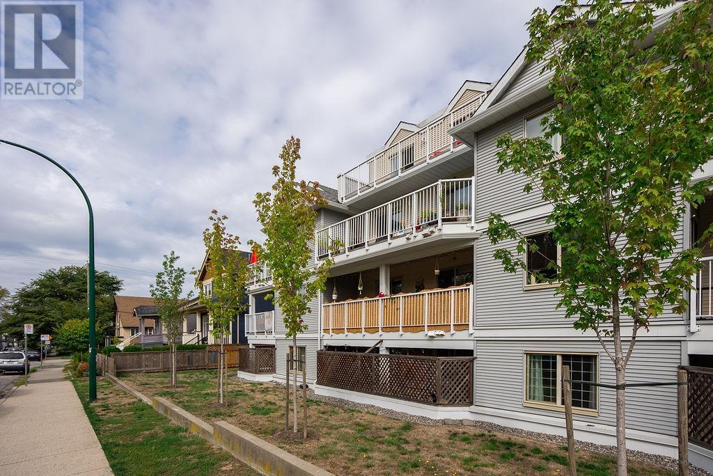 302 1615 Frances Street, Vancouver, British Columbia  V5L 1Z3 - Photo 38 - R2816716