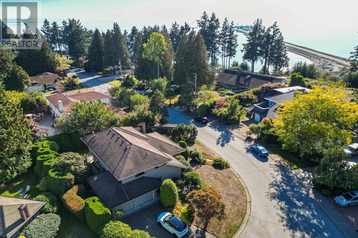 1202 Pacific Drive, Tsawwassen, British Columbia  V4M 2K6 - Photo 2 - R2816627