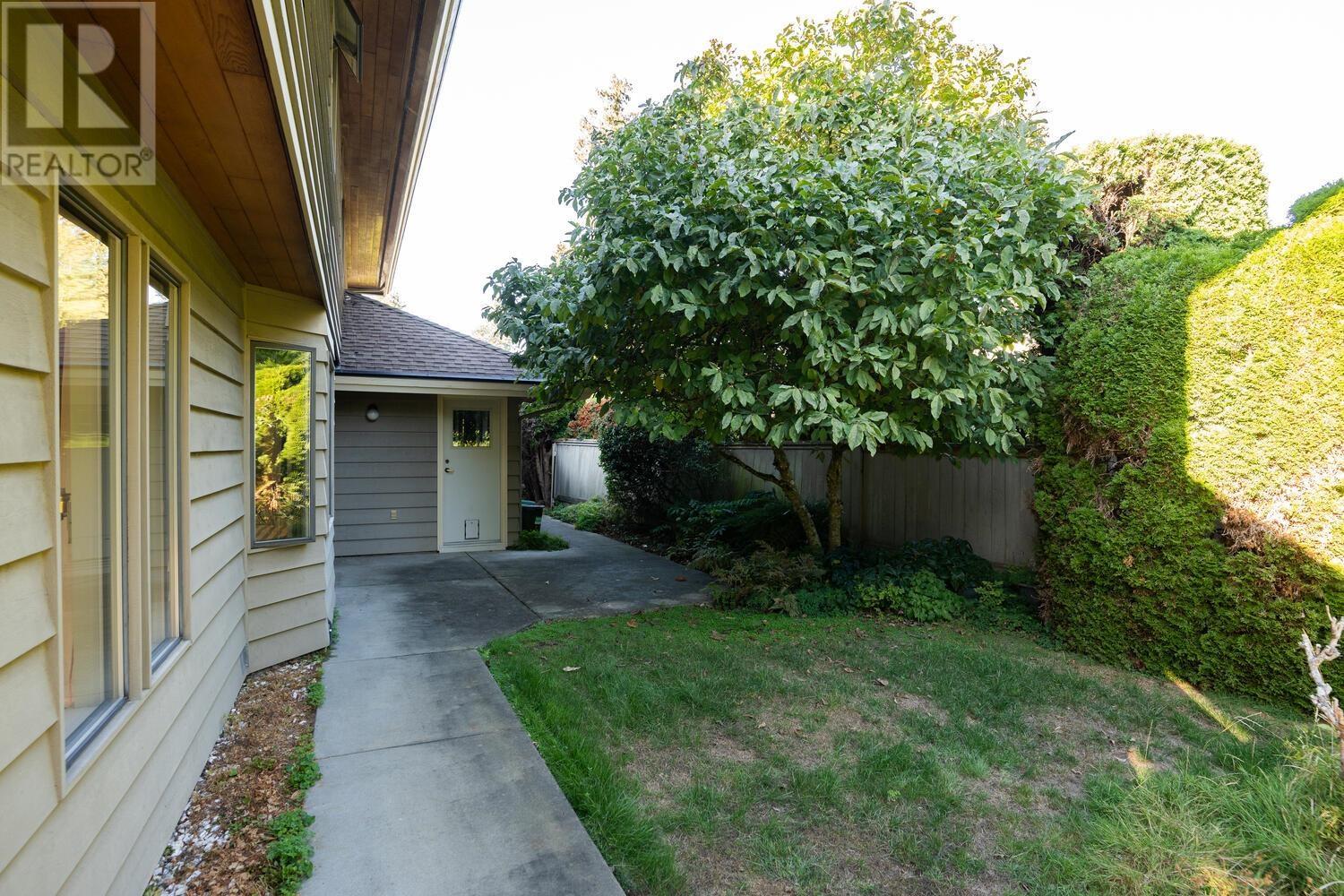 1202 Pacific Drive, Tsawwassen, British Columbia  V4M 2K6 - Photo 29 - R2816627