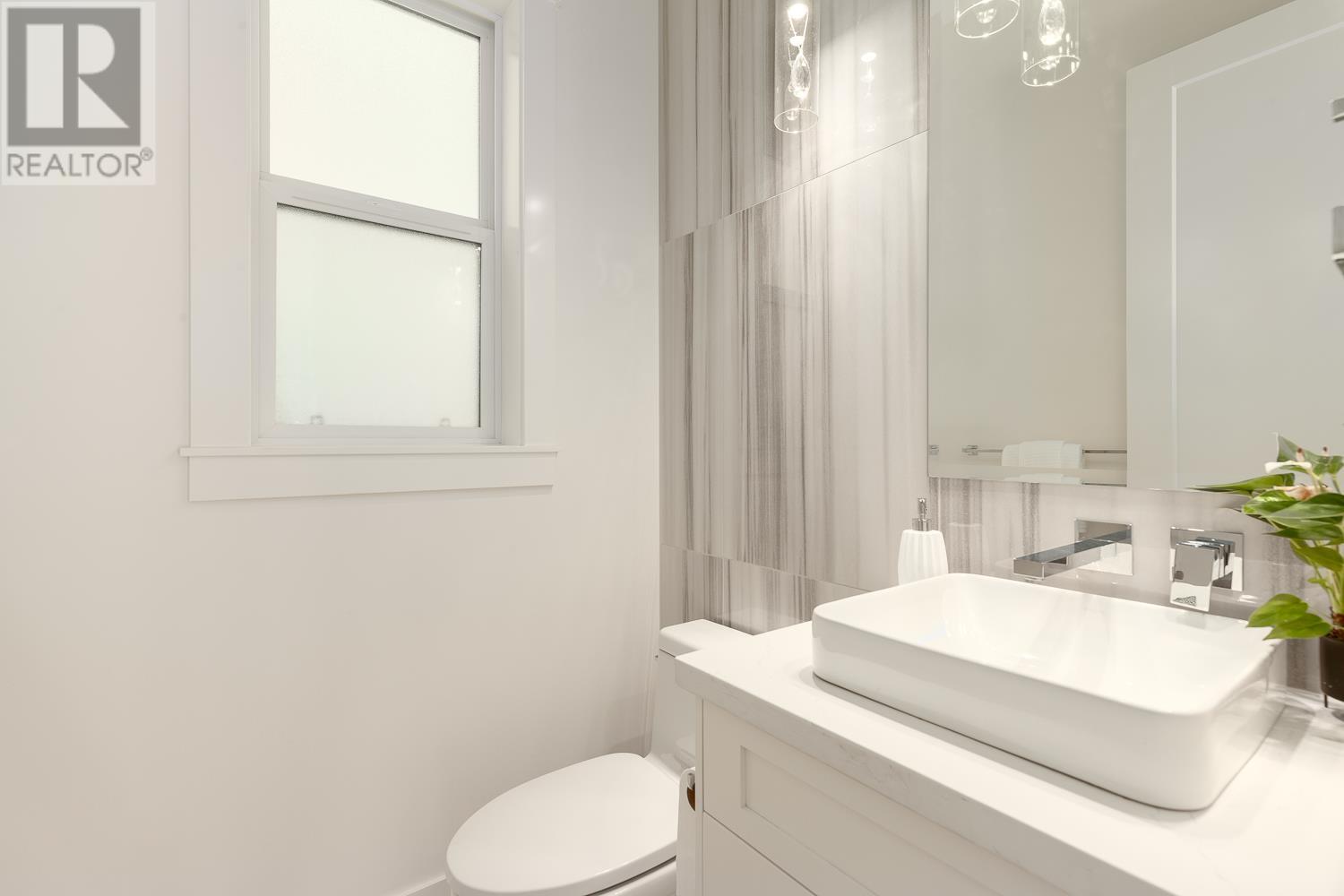 5318 St. Catherines Street, Vancouver, British Columbia  V5W 3G1 - Photo 11 - R2816706