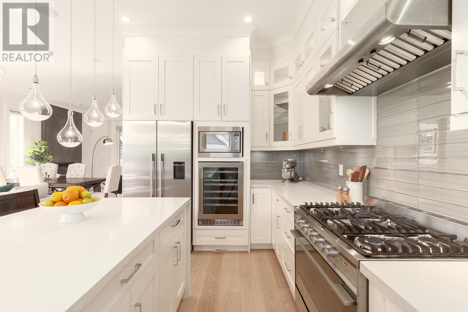 5318 St. Catherines Street, Vancouver, British Columbia  V5W 3G1 - Photo 9 - R2816706