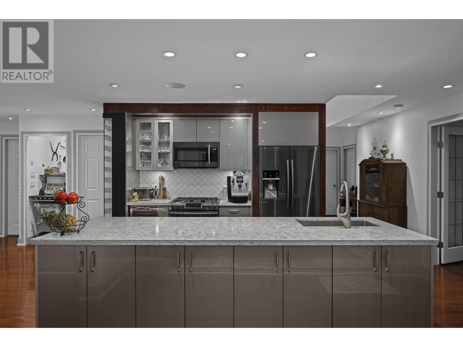 1402 Chippendale Road, West Vancouver, British Columbia  V7S 2N6 - Photo 13 - R2816661