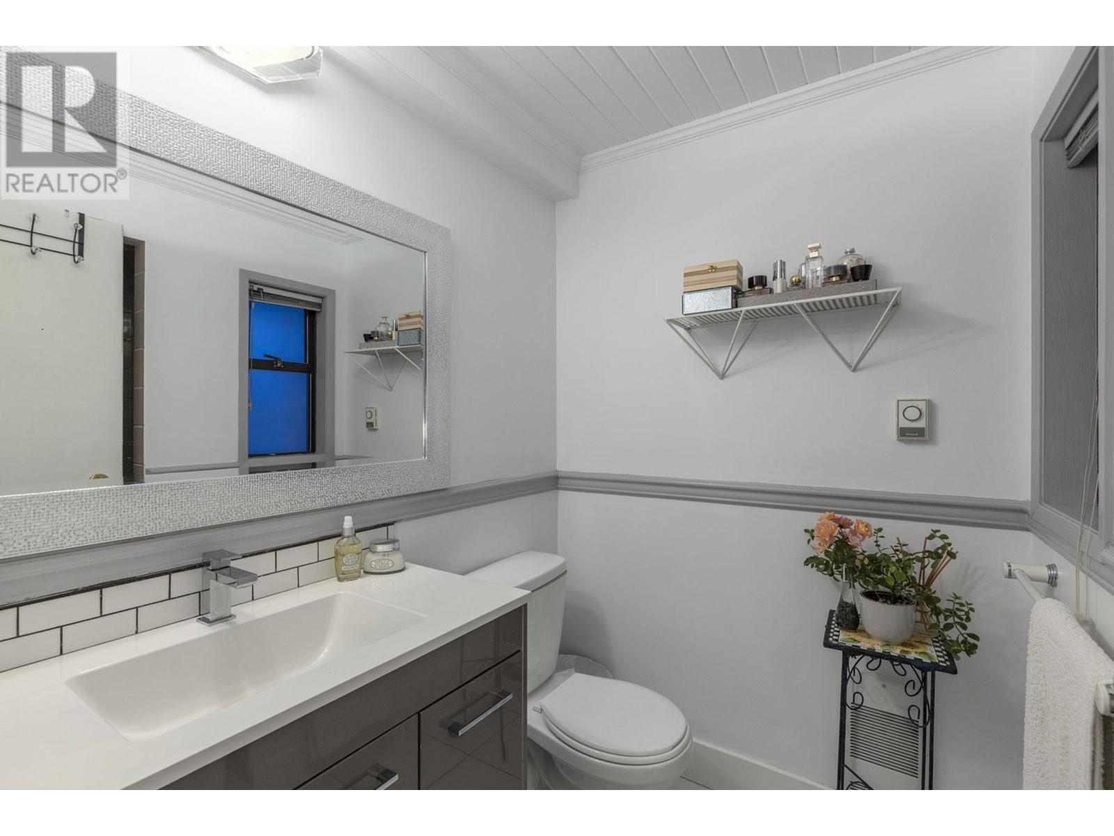 1402 Chippendale Road, West Vancouver, British Columbia  V7S 2N6 - Photo 32 - R2816661