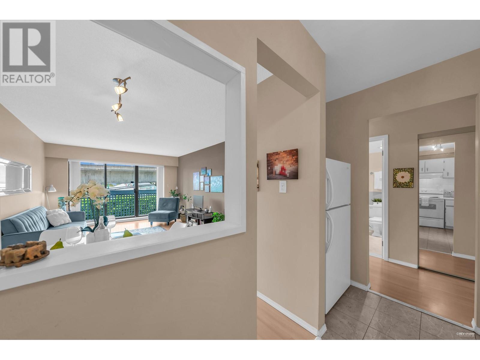 214 601 North Road, Coquitlam, British Columbia  V3J 1P1 - Photo 5 - R2816793