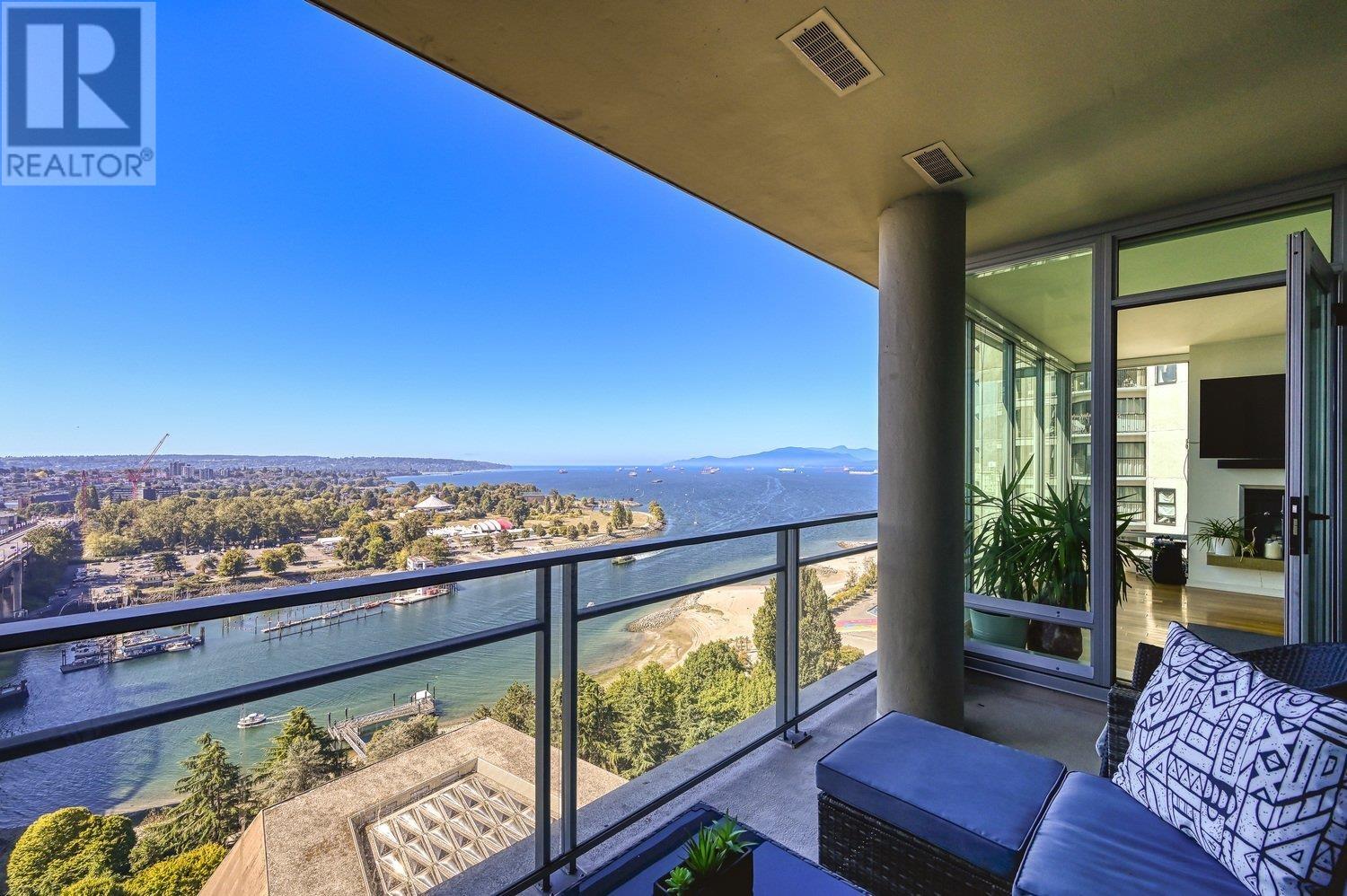 2402 1005 Beach Avenue, Vancouver, British Columbia  V6E 3W2 - Photo 2 - R2816835