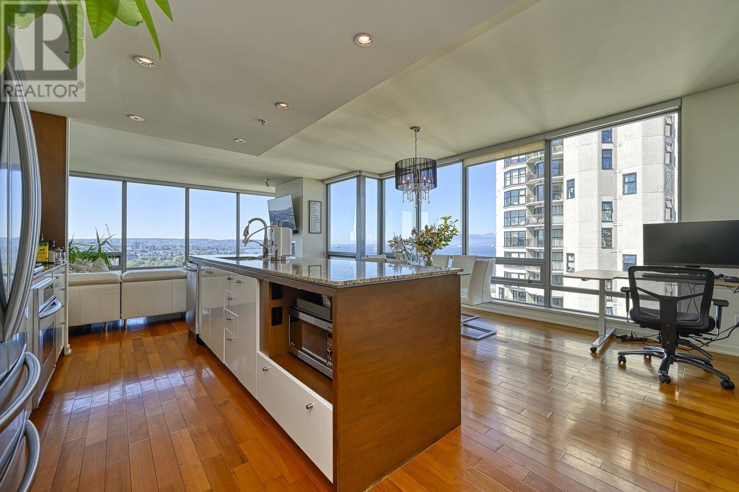 2402 1005 Beach Avenue, Vancouver, British Columbia  V6E 3W2 - Photo 6 - R2816835