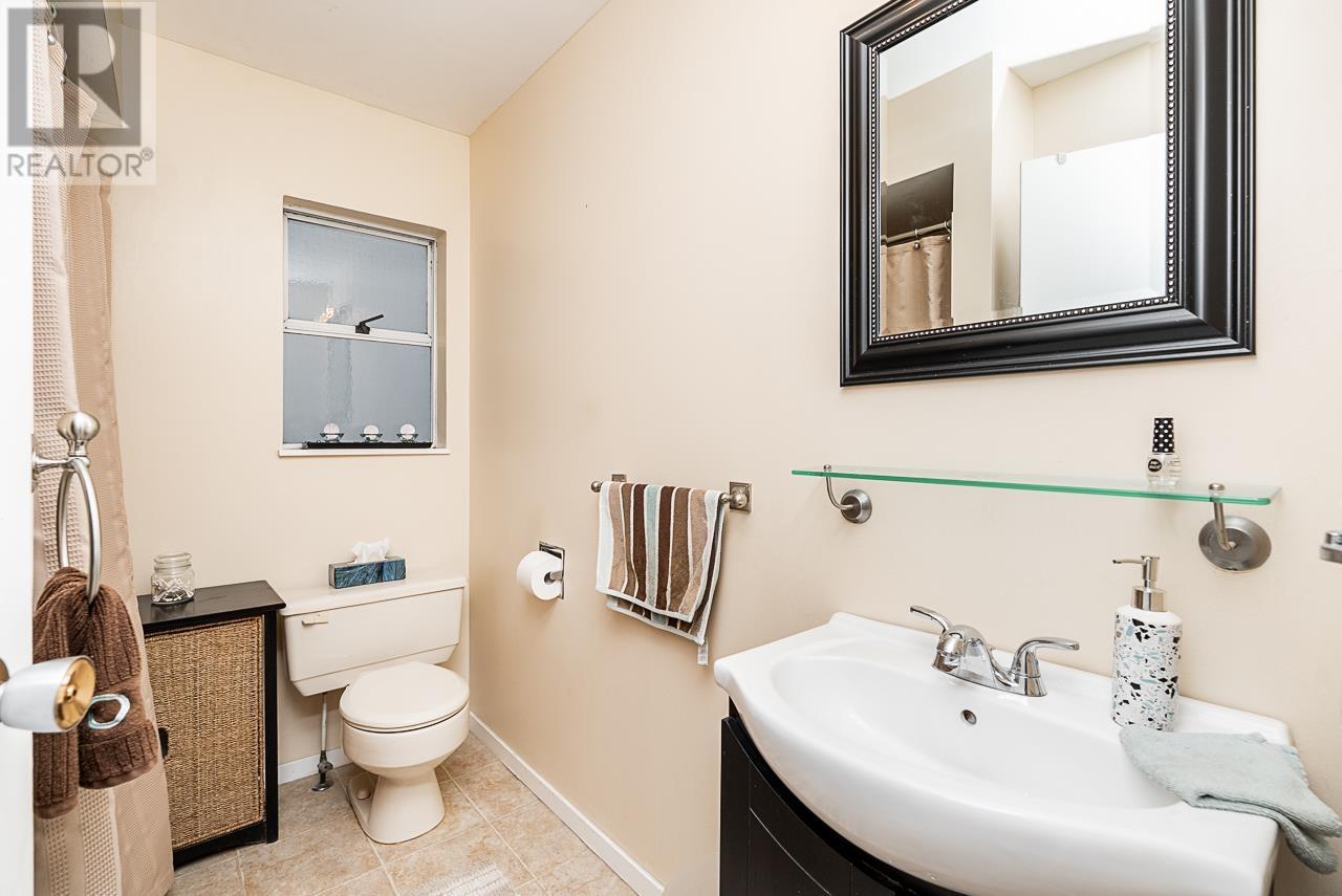 101 N Sea Avenue, Burnaby, British Columbia  V5B 1K4 - Photo 21 - R2816770