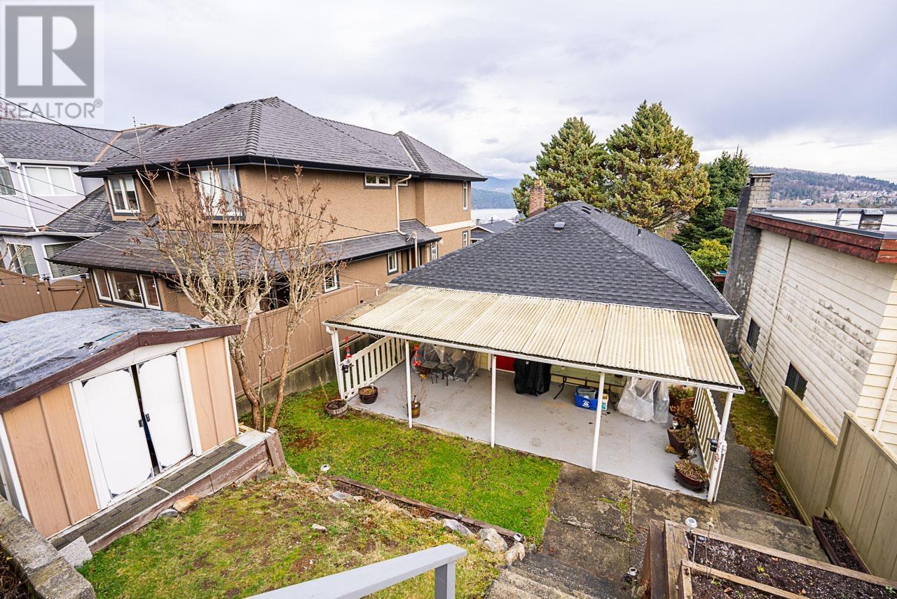 101 N Sea Avenue, Burnaby, British Columbia  V5B 1K4 - Photo 32 - R2816770