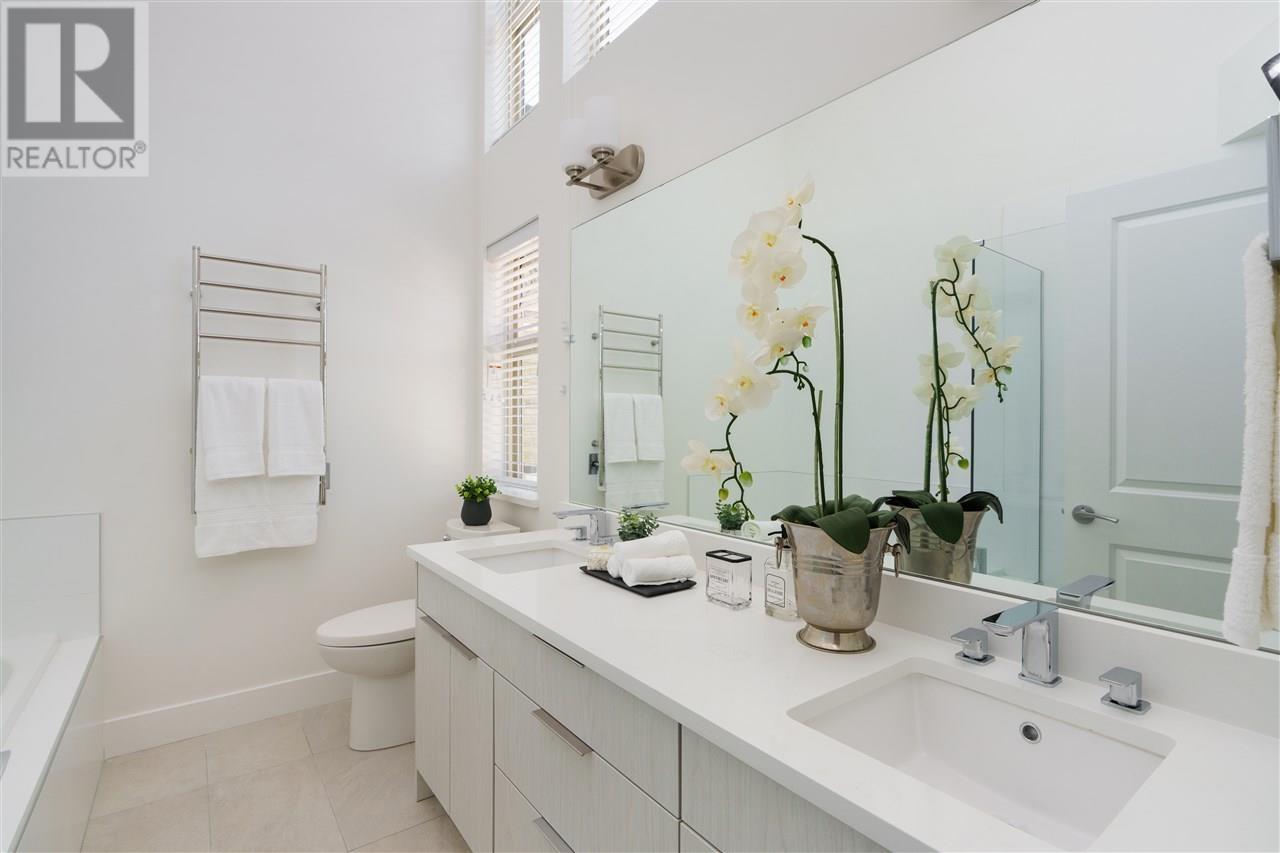 13672 232 Street, Maple Ridge, British Columbia  V4R 0H1 - Photo 6 - R2816320