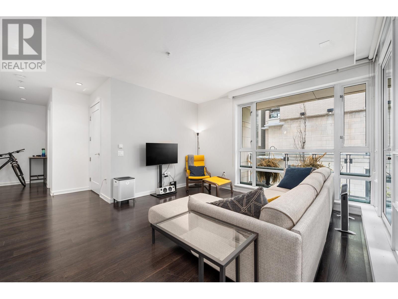 203 1616 Columbia Street, Vancouver, British Columbia  V5Y 0B7 - Photo 4 - R2816820