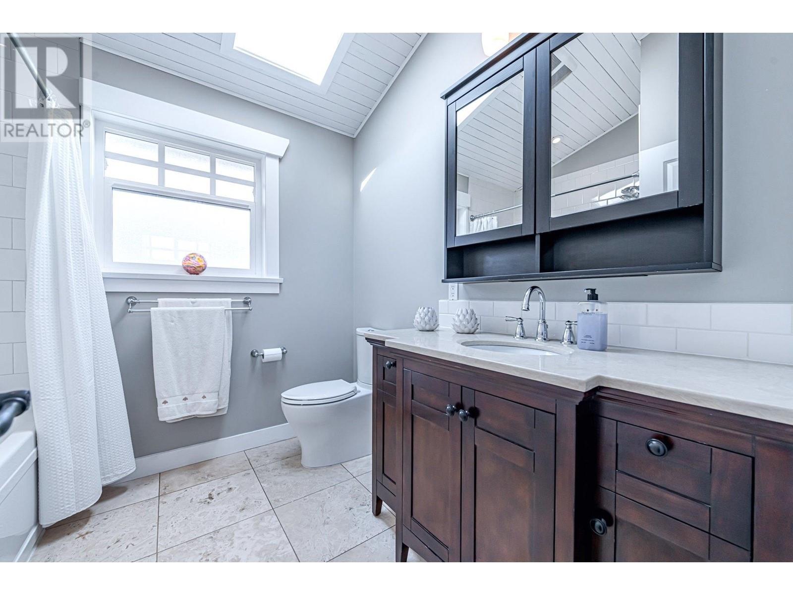 1388 Oakwood Crescent, North Vancouver, British Columbia  V7P 1L7 - Photo 27 - R2816476