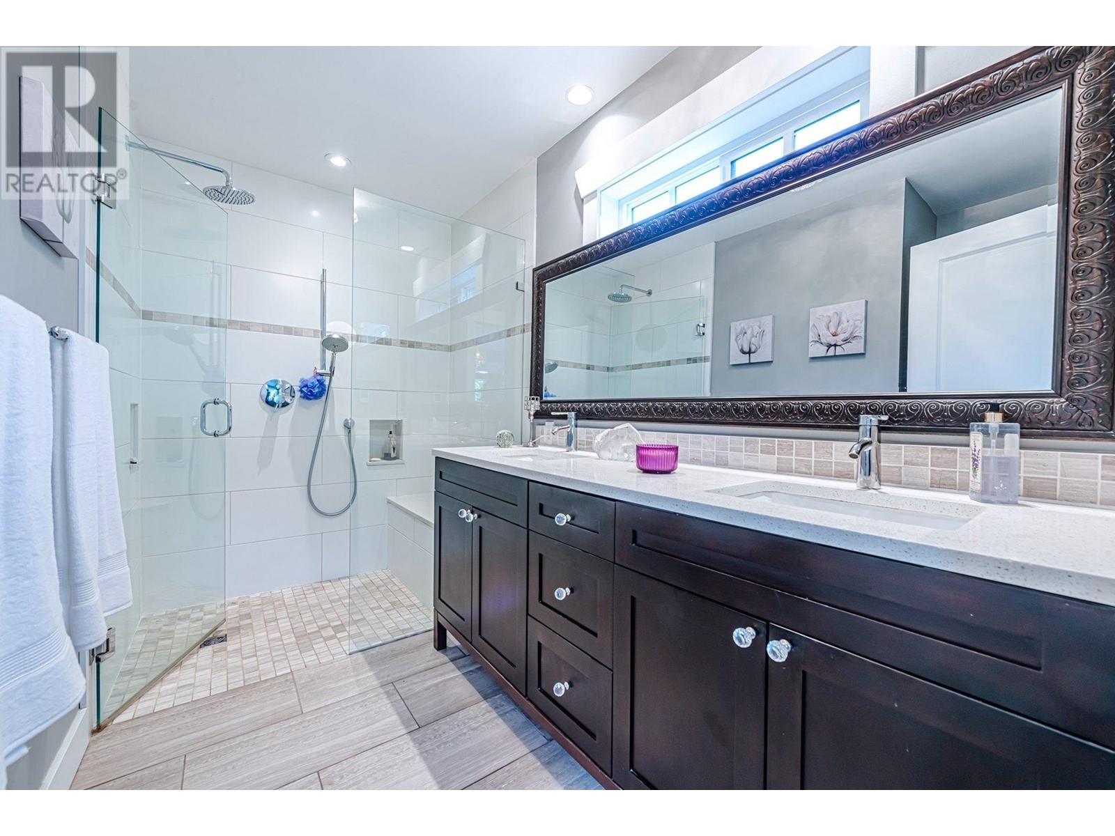 1388 Oakwood Crescent, North Vancouver, British Columbia  V7P 1L7 - Photo 17 - R2816476