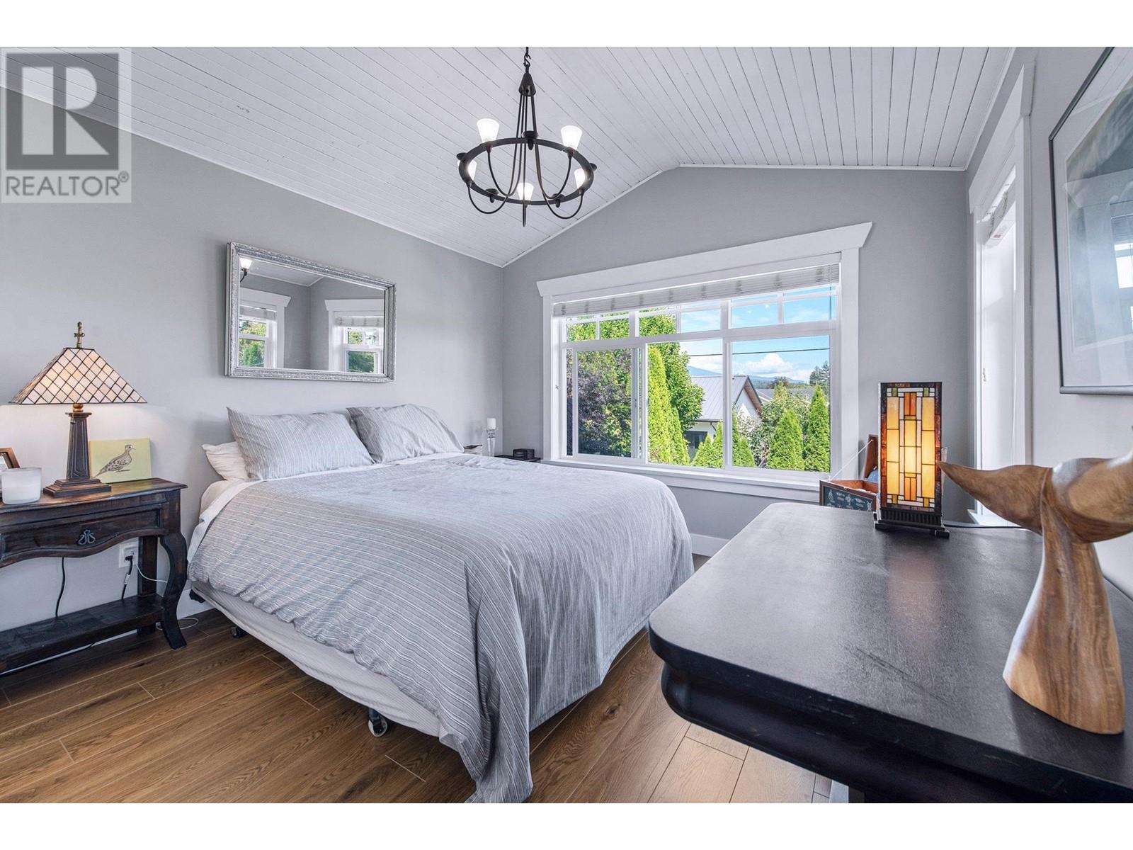 1388 Oakwood Crescent, North Vancouver, British Columbia  V7P 1L7 - Photo 25 - R2816476
