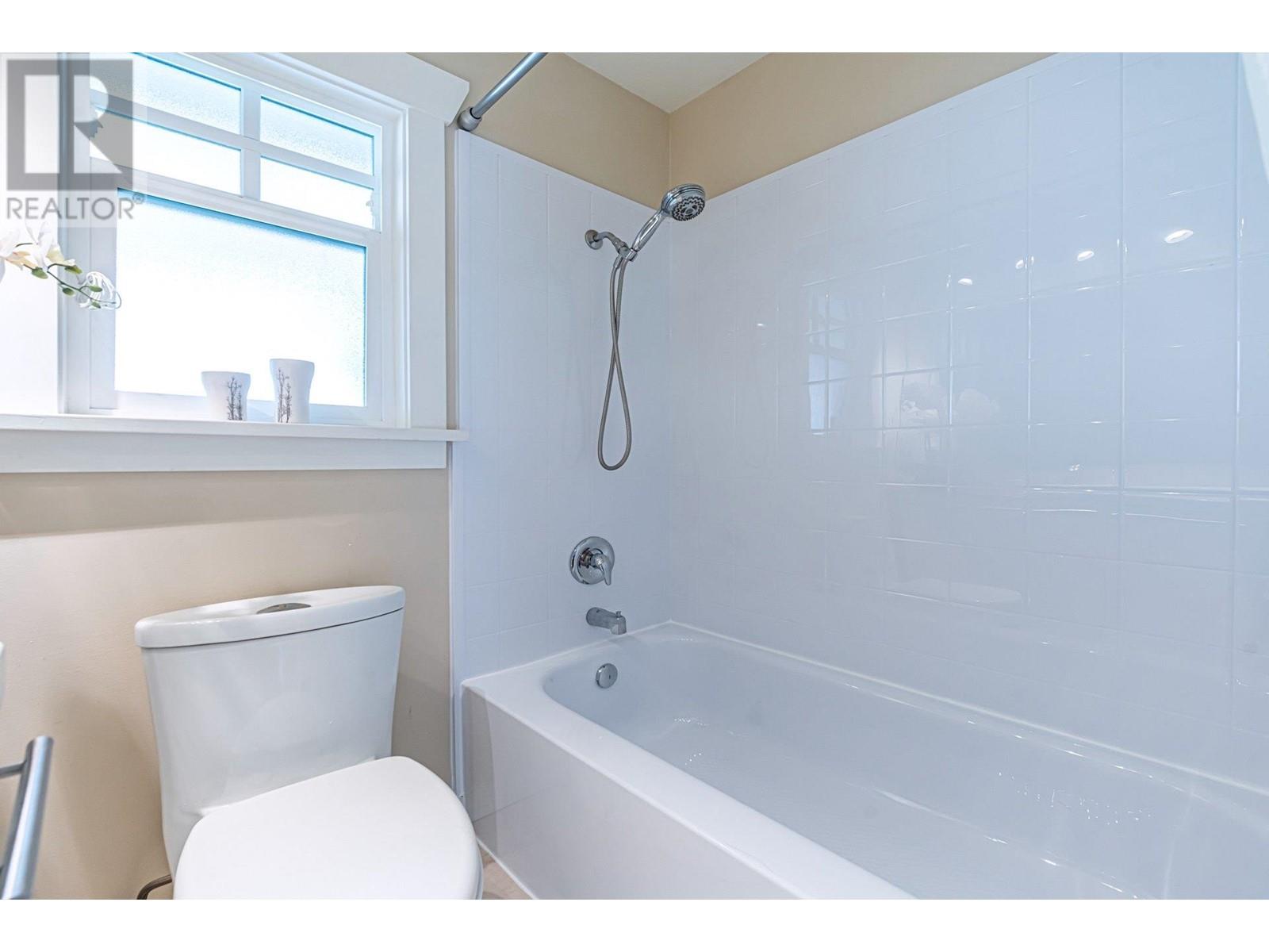 1388 Oakwood Crescent, North Vancouver, British Columbia  V7P 1L7 - Photo 21 - R2816476