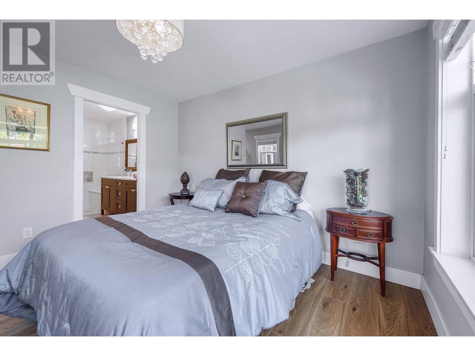 1388 Oakwood Crescent, North Vancouver, British Columbia  V7P 1L7 - Photo 16 - R2816476