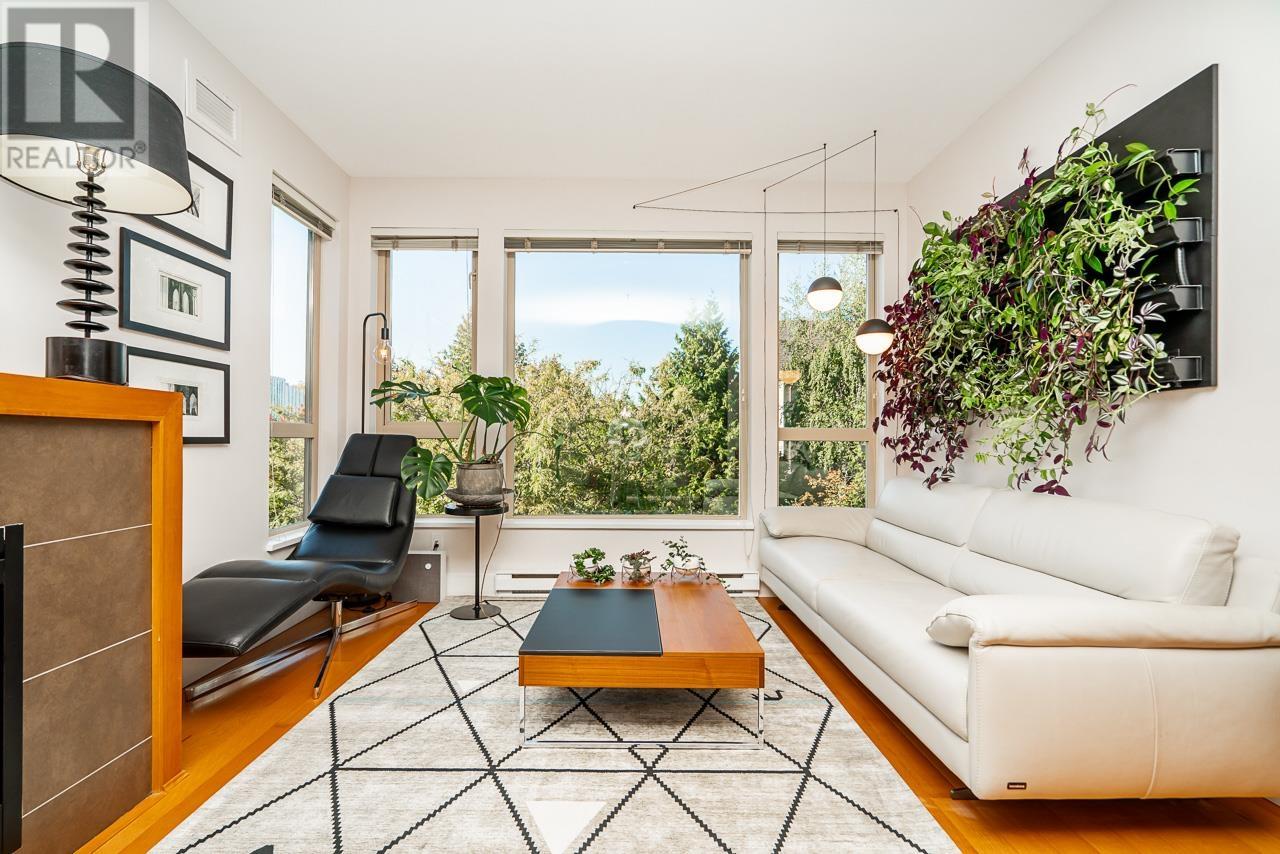 310 6268 Eagles Drive, Vancouver, British Columbia  V6T 0A2 - Photo 3 - R2816812