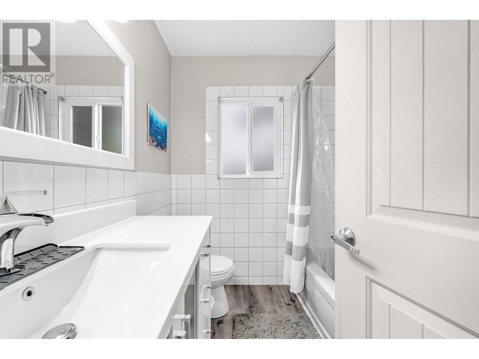 419 Ioco Road, Port Moody, British Columbia  V3H 2W1 - Photo 17 - R2809043