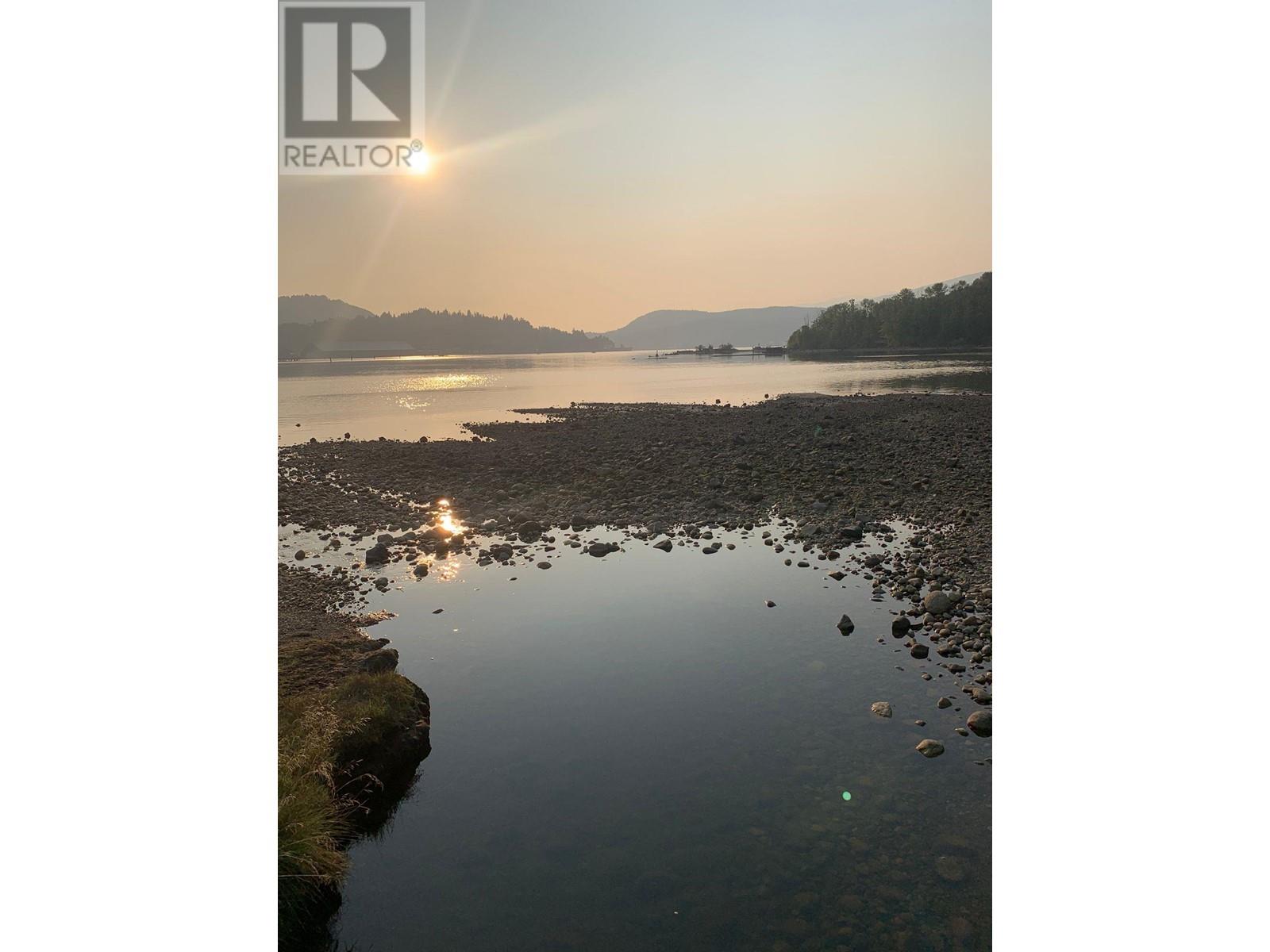 419 Ioco Road, Port Moody, British Columbia  V3H 2W1 - Photo 34 - R2809043