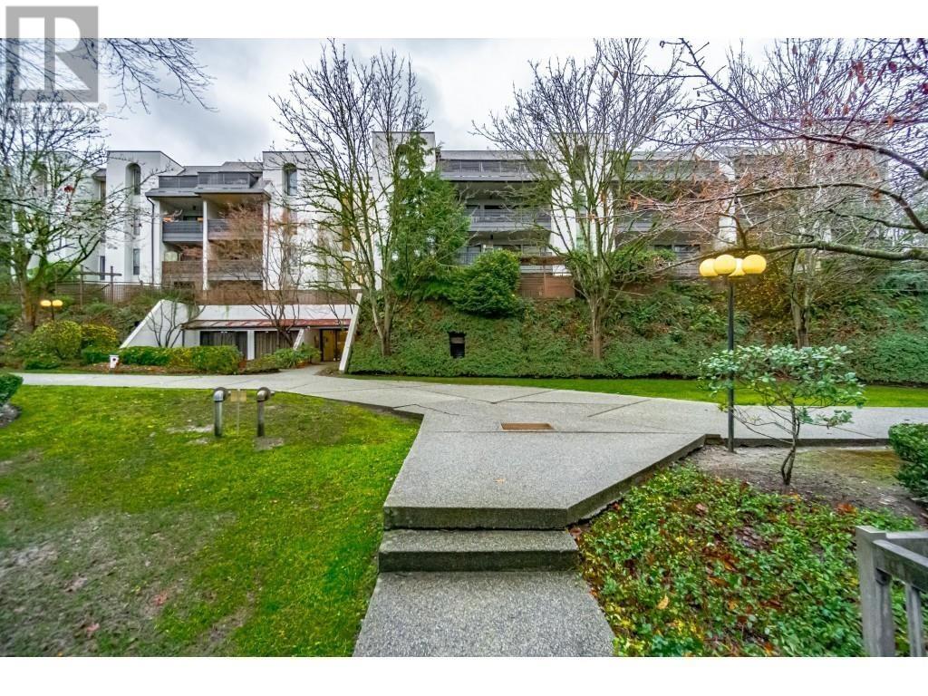220 1945 Woodway Place, Burnaby, British Columbia  V5C 6A8 - Photo 24 - R2816876