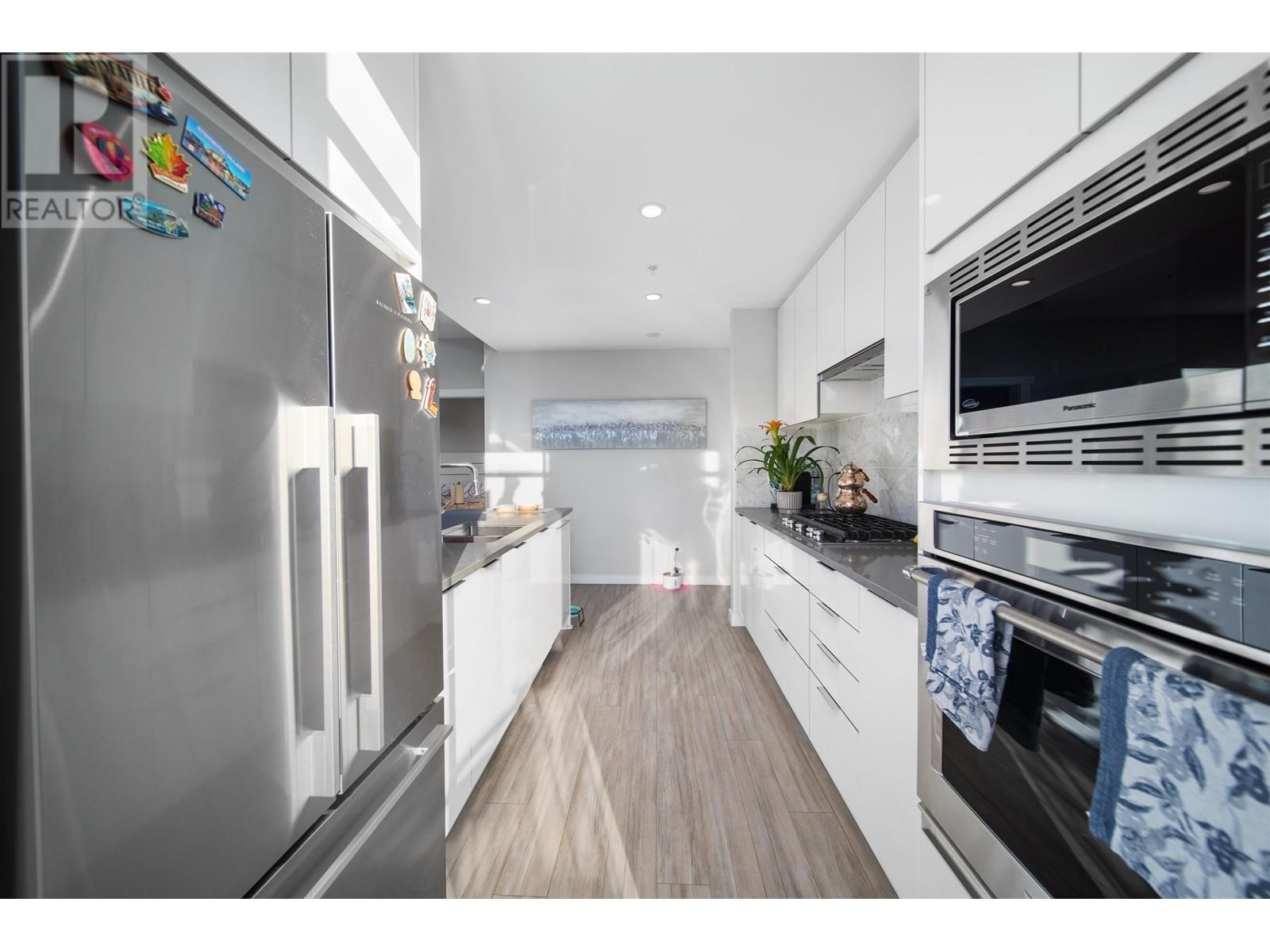 510 2651 Library Lane, North Vancouver, British Columbia  V7J 0C1 - Photo 10 - R2816886