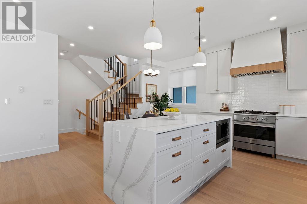 2565 E 16th Avenue, Vancouver, British Columbia  V5M 2L5 - Photo 11 - R2816680