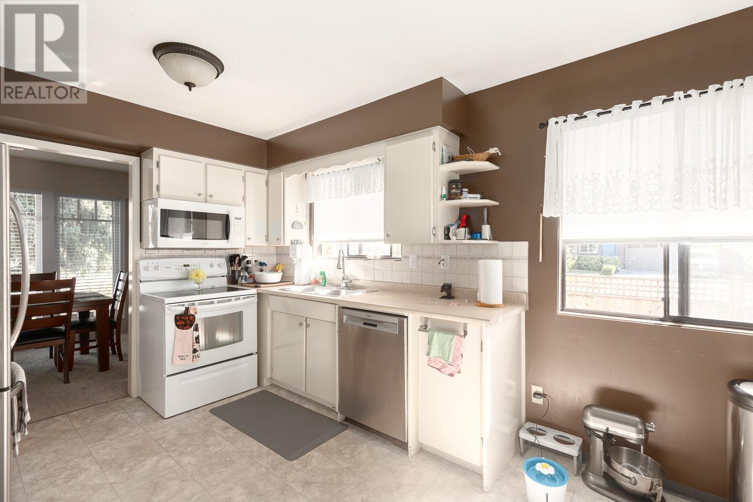 11977 189b Street, Pitt Meadows, British Columbia  V3Y 1X2 - Photo 11 - R2816860