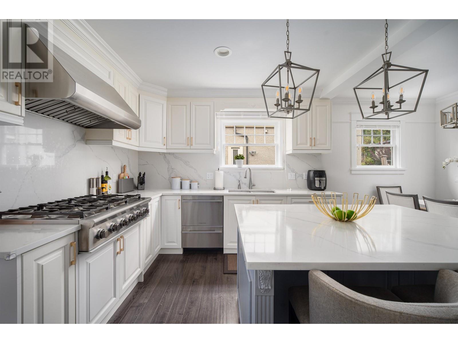 6908 Marguerite Street, Vancouver, British Columbia  V6P 5G2 - Photo 12 - R2816867