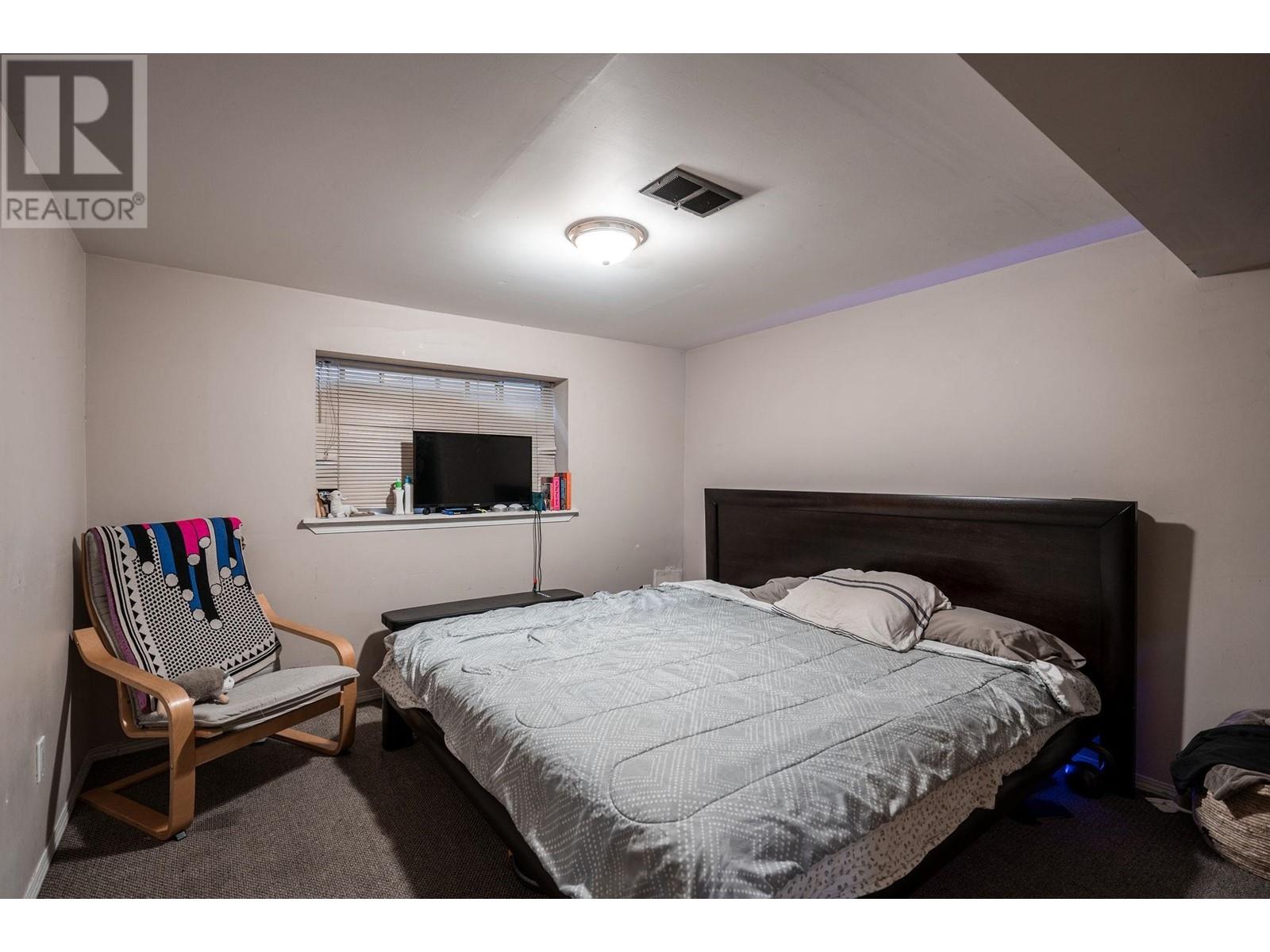 234 E Woodstock Avenue, Vancouver, British Columbia  V5W 1N1 - Photo 16 - R2816907