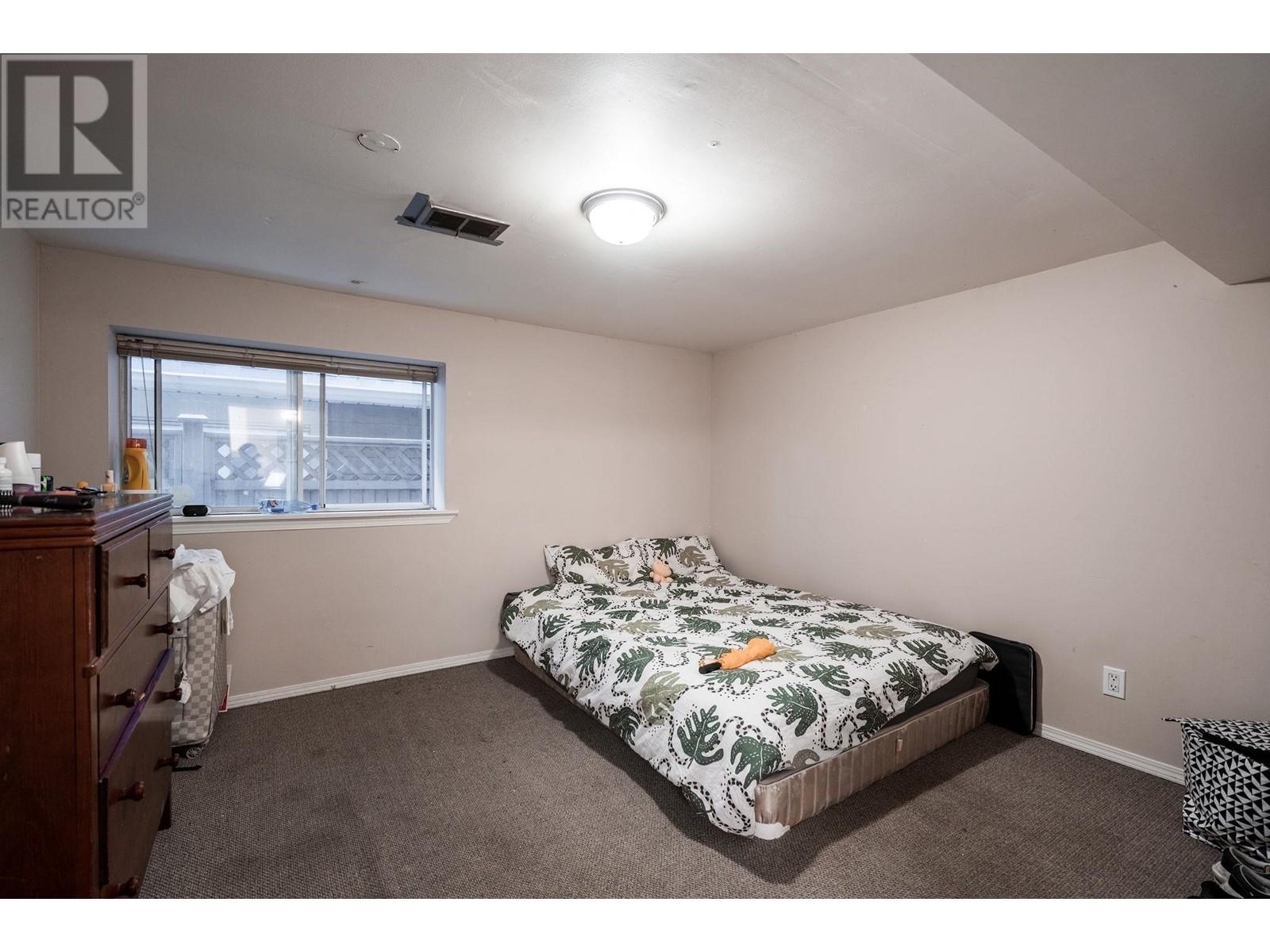 234 E Woodstock Avenue, Vancouver, British Columbia  V5W 1N1 - Photo 17 - R2816907