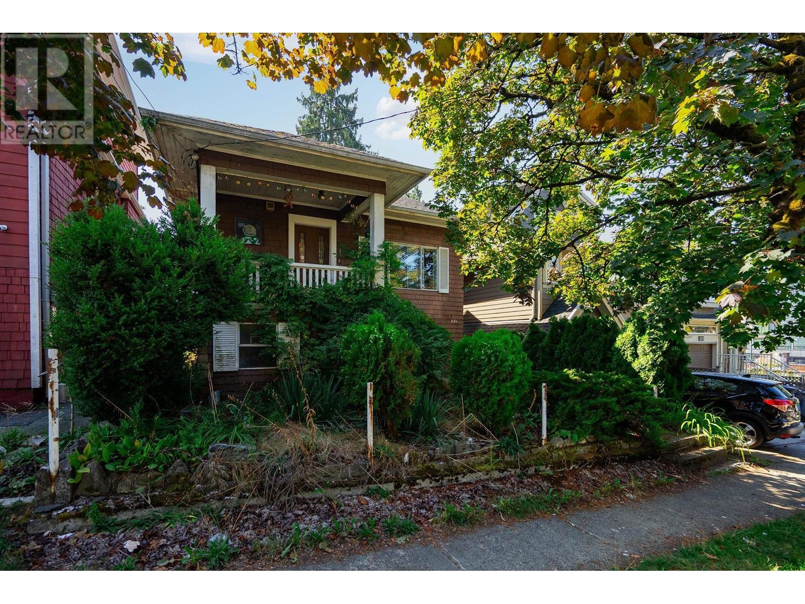 234 E Woodstock Avenue, Vancouver, British Columbia  V5W 1N1 - Photo 23 - R2816907