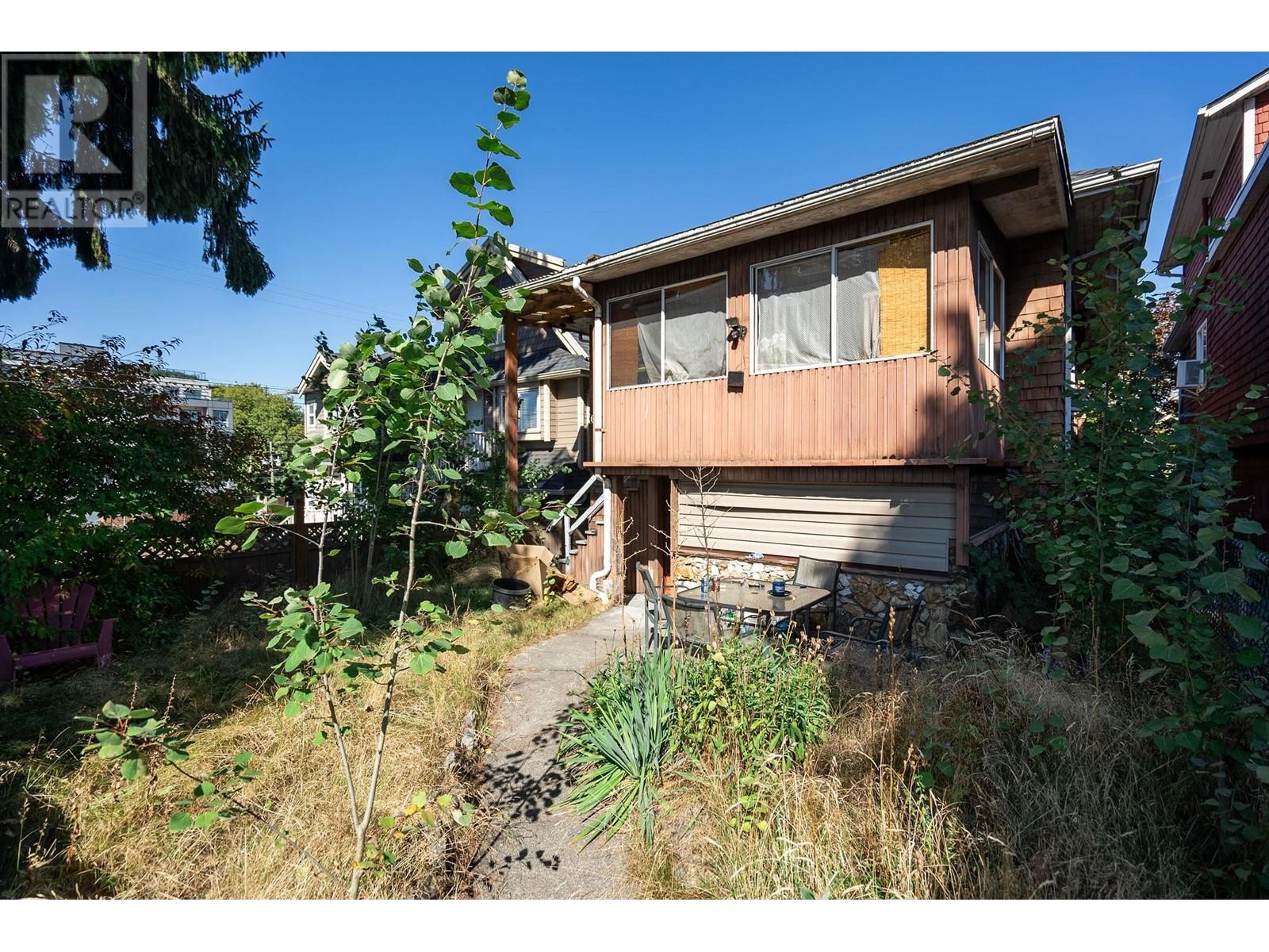 234 E Woodstock Avenue, Vancouver, British Columbia  V5W 1N1 - Photo 25 - R2816907