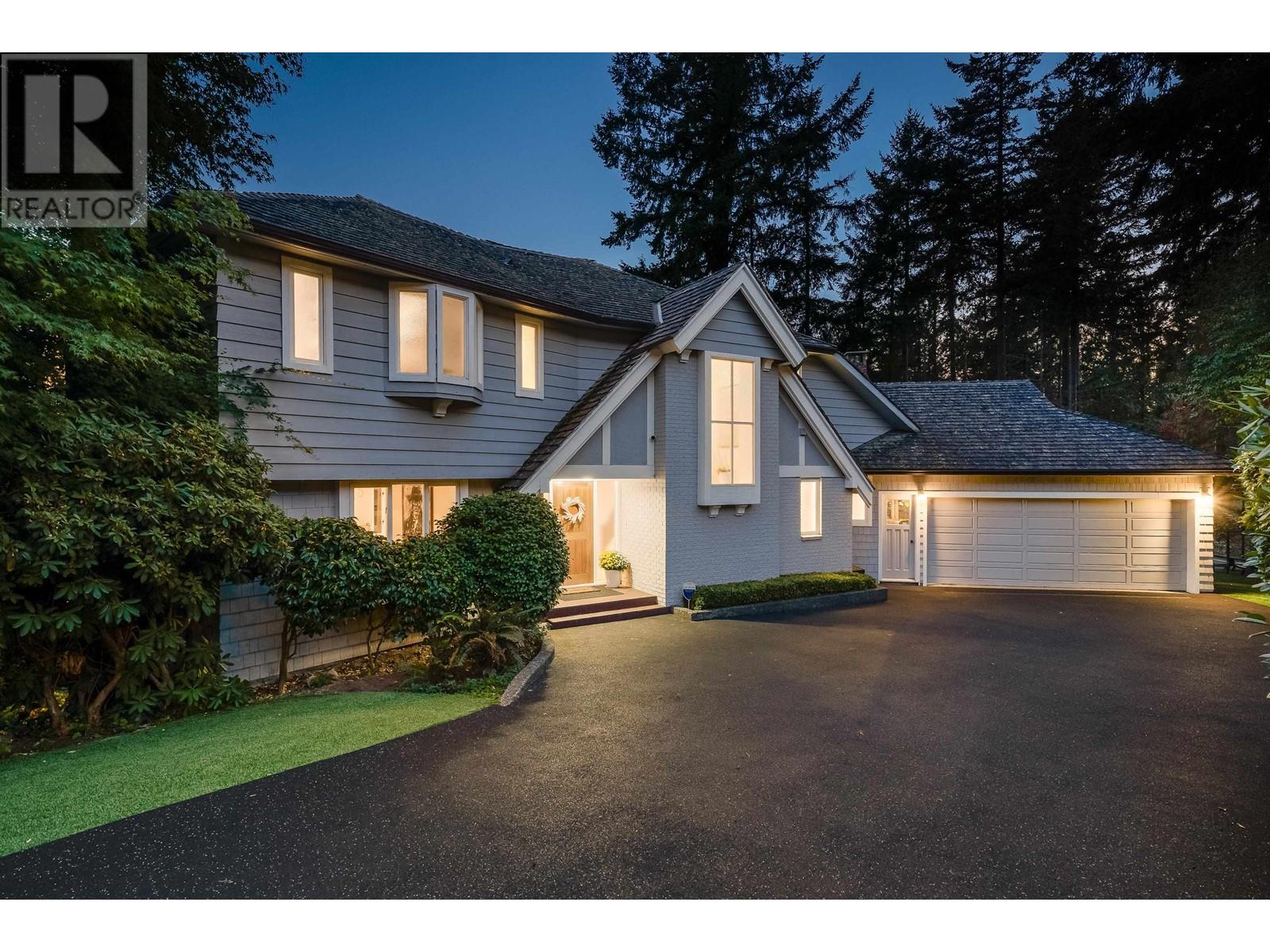 3714 SOUTHRIDGE PLACE, west vancouver, British Columbia
