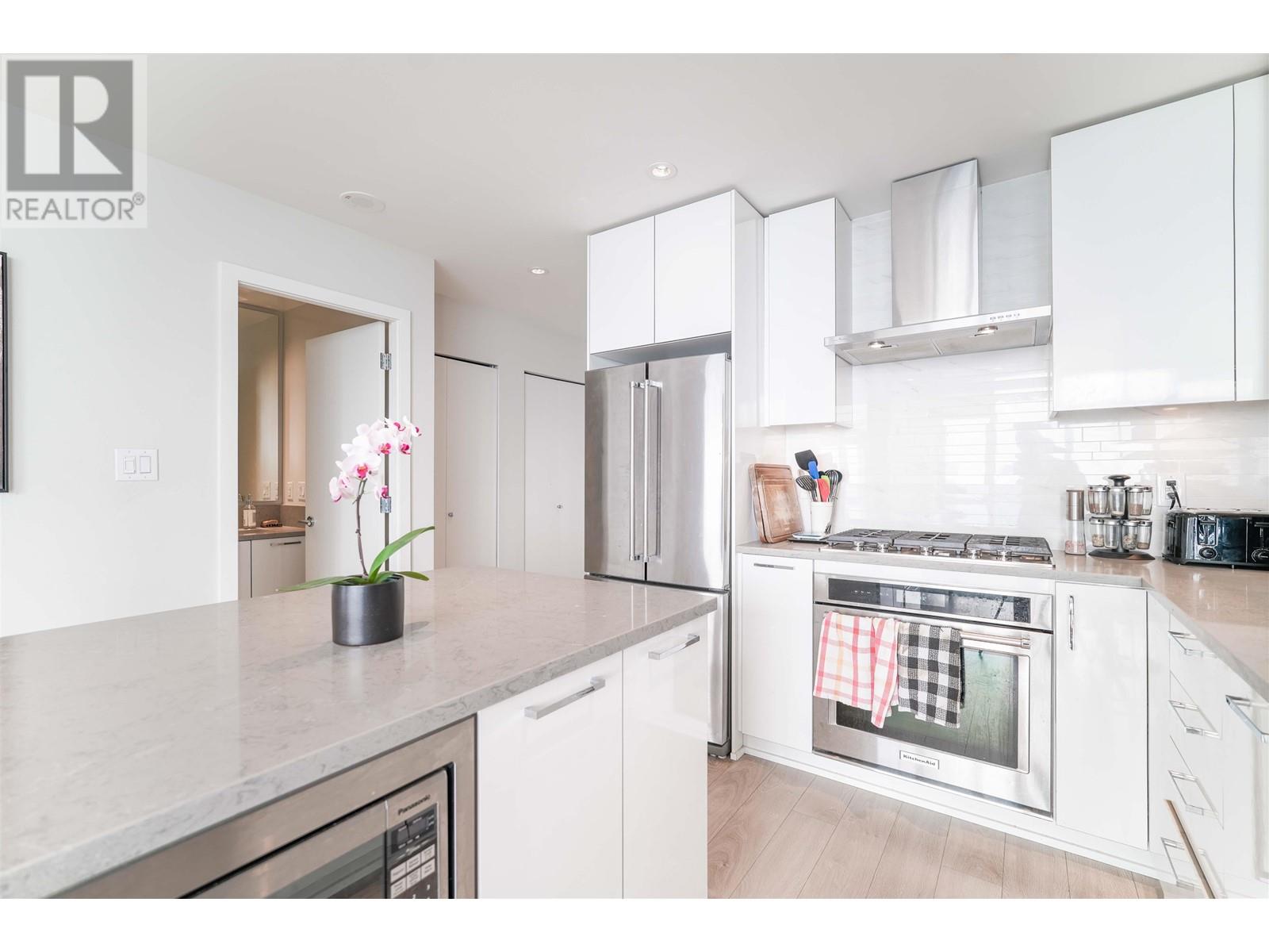 3510 1788 Gilmore Avenue, Burnaby, British Columbia  V5C 0L5 - Photo 1 - R2816948