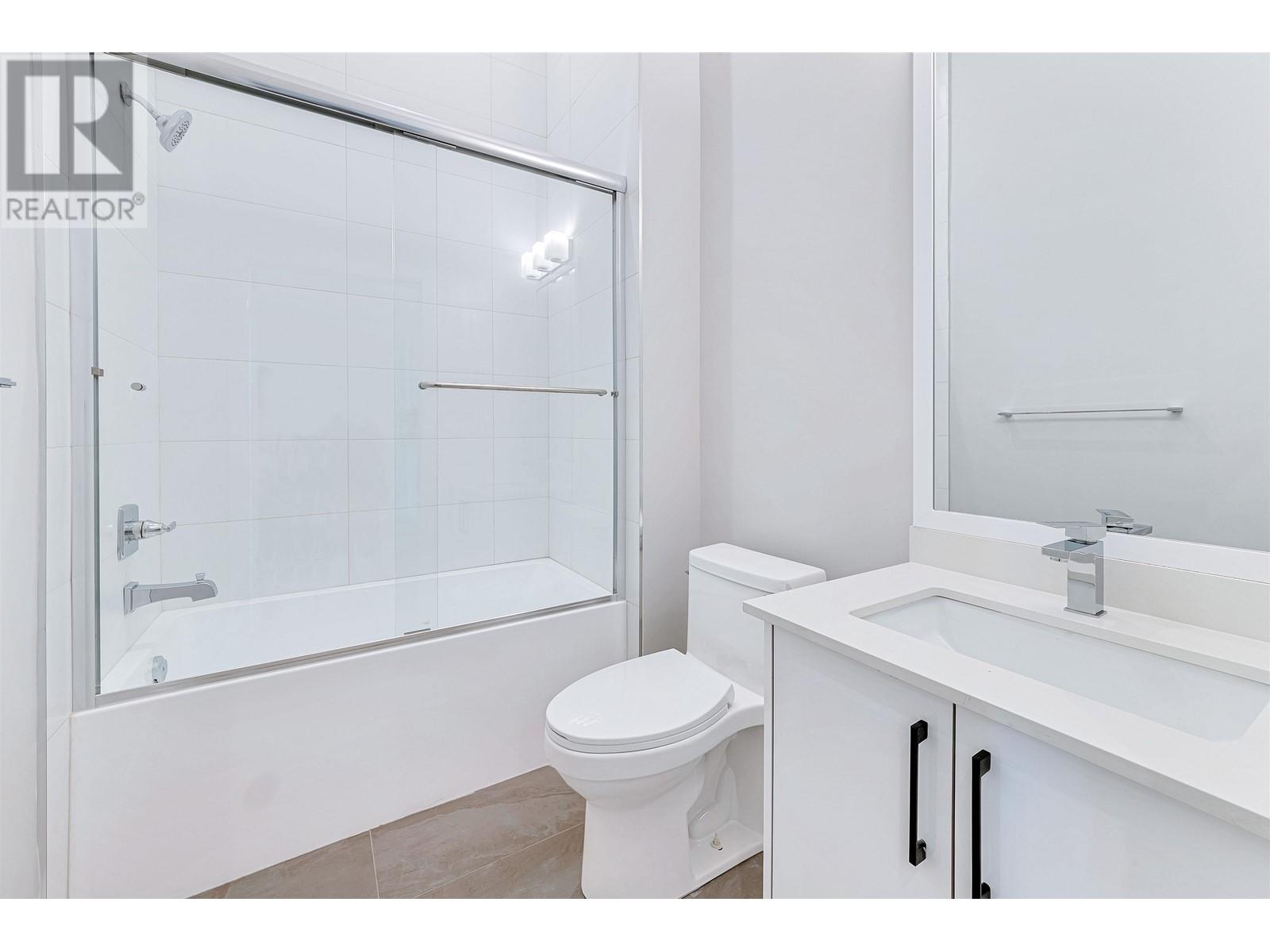 102 3050 Kingsway, Vancouver, British Columbia  V5R 5J7 - Photo 4 - R2811303