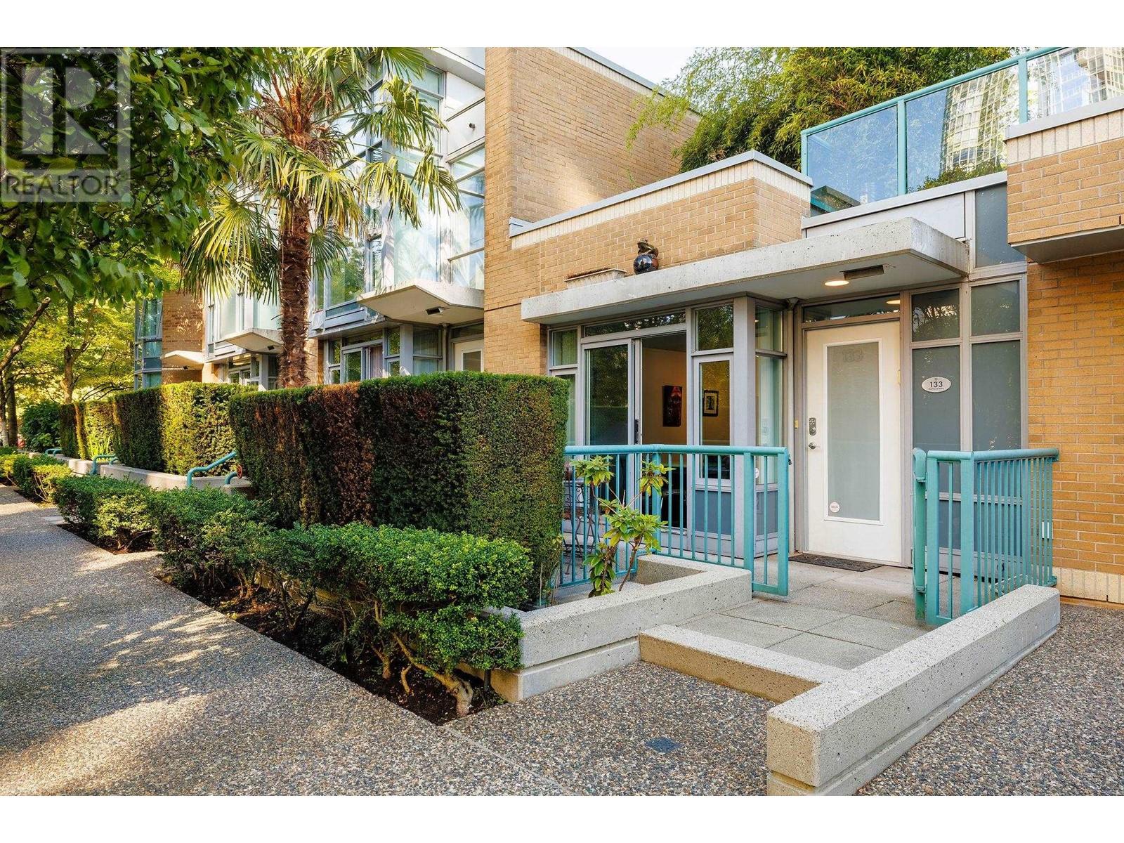 133 Boathouse Mews, Vancouver, British Columbia  V6Z 2Z9 - Photo 28 - R2816545