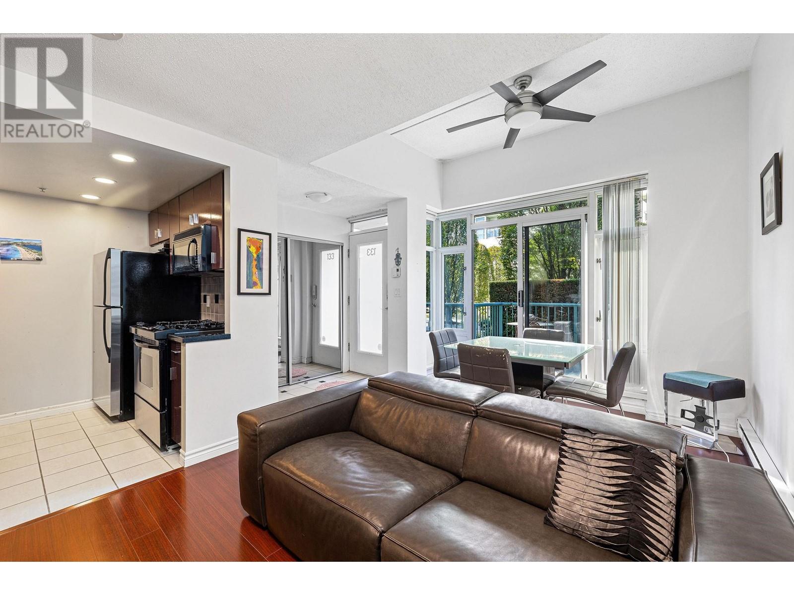 133 Boathouse Mews, Vancouver, British Columbia  V6Z 2Z9 - Photo 15 - R2816545