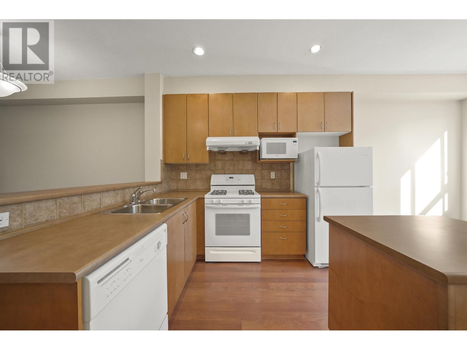 2 7733 Heather Street, Richmond, British Columbia  V6Y 4J1 - Photo 12 - R2816956