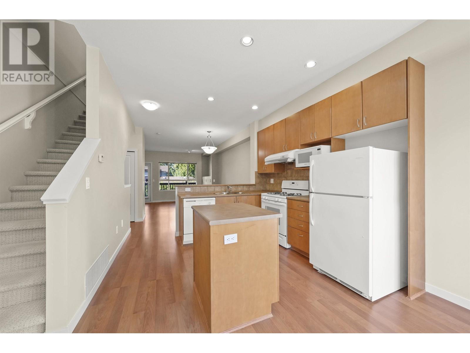 2 7733 Heather Street, Richmond, British Columbia  V6Y 4J1 - Photo 13 - R2816956